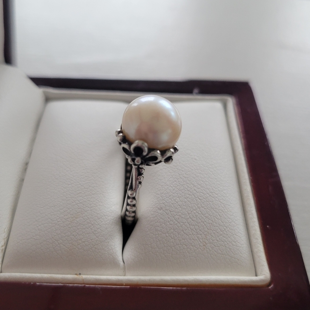 Pandora Pearl Ring - Picture 3 of 6